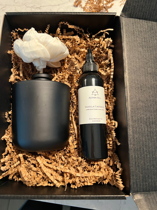 Gift Set: Diffuser Vessel Oil  & Flower